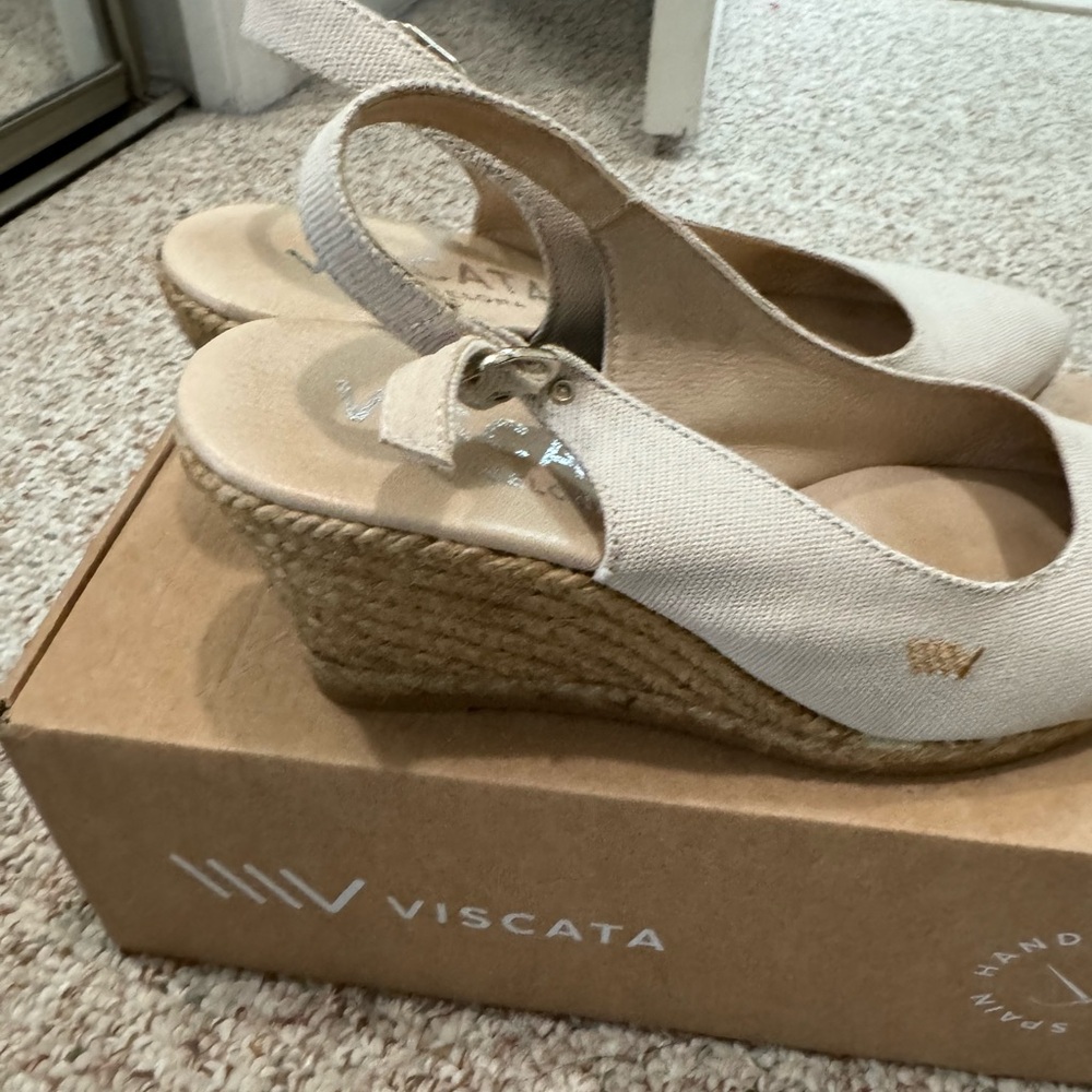 36 size (europe size) size 6 or I think 5.5